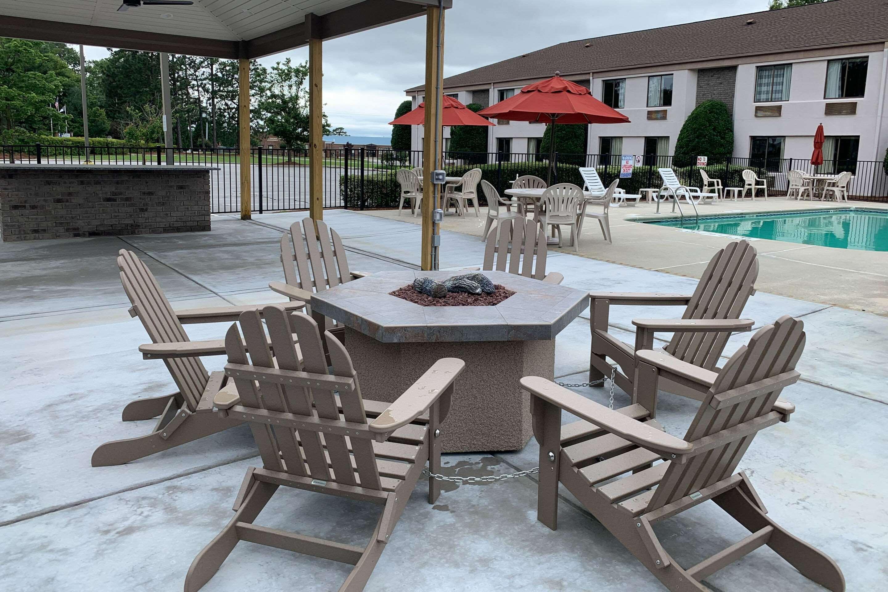 Sleep Inn & Suites Spring Lake - Fayetteville Near Fort Bragg Kültér fotó